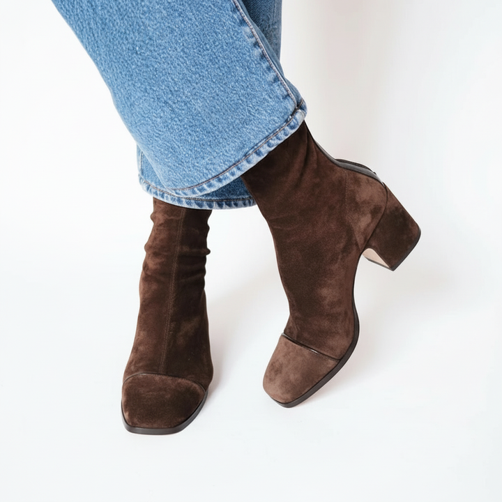 SÍLE | ELEGANT SQUARE-TOE ANKLE BOOTS