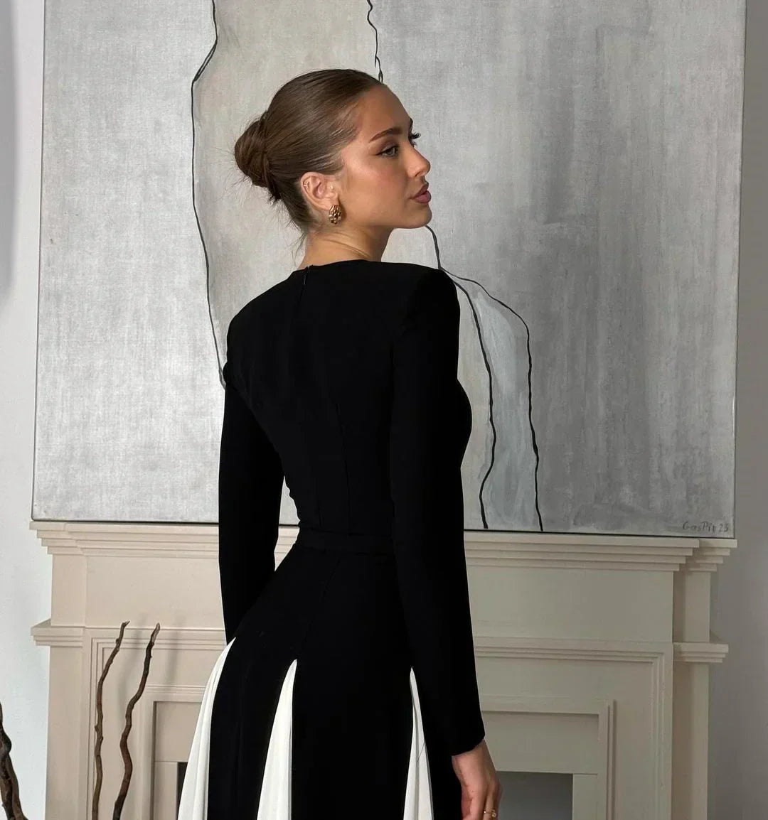 MATILDE | DRESS WITH REDEFINED STYLE