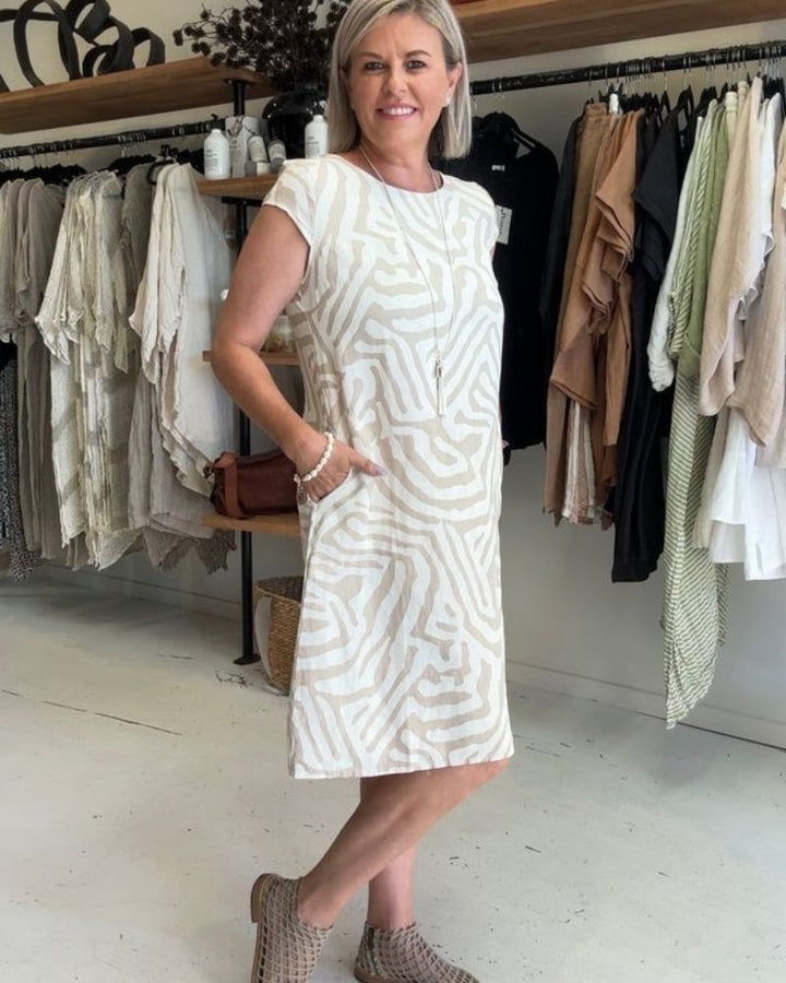 AMY | ROUND NECK ELEGANT DRESS