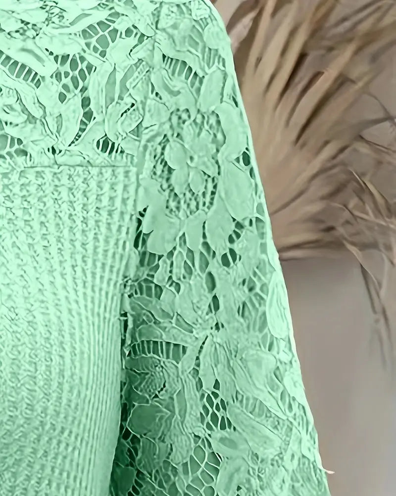 Lumi™ | Women’s Knitted T-Shirt with Lace Panel