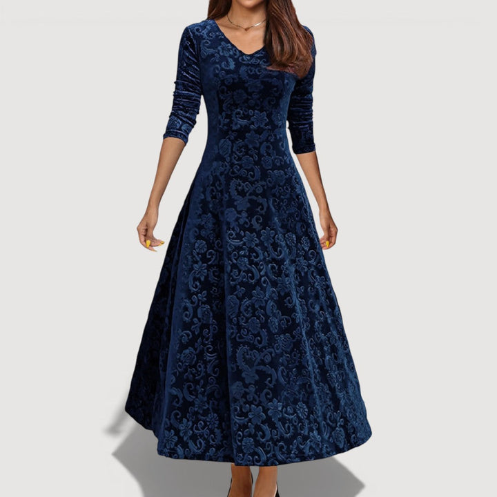 MUIREANN | ELEGANT VELVET DRESS