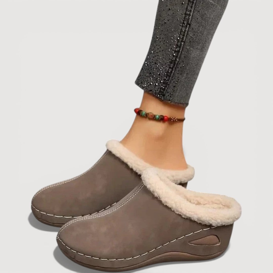 BRÍONA | COMFORT MULE SLIPPER