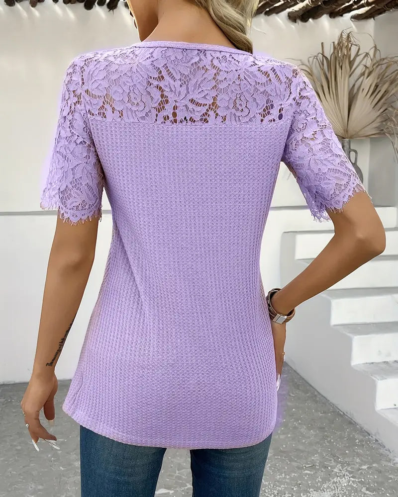 Lumi™ | Women’s Knitted T-Shirt with Lace Panel