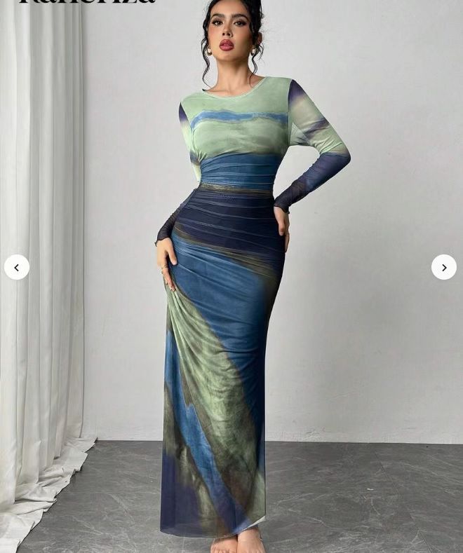 KEEVA | PRINTED LONG SLEEVE BODYCON MAXI DRESS