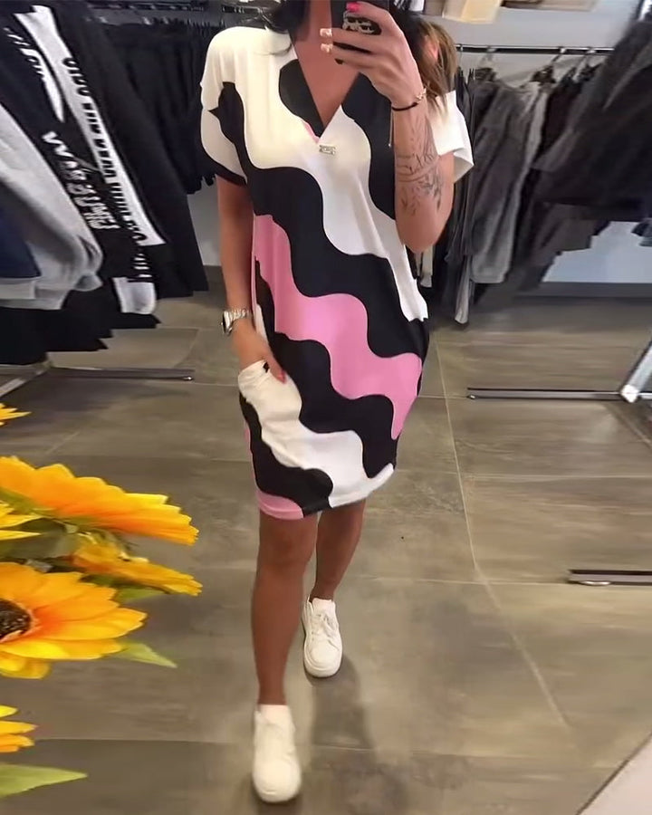 Mabel™ | Women’s V-Neck Dress with Wavy Print